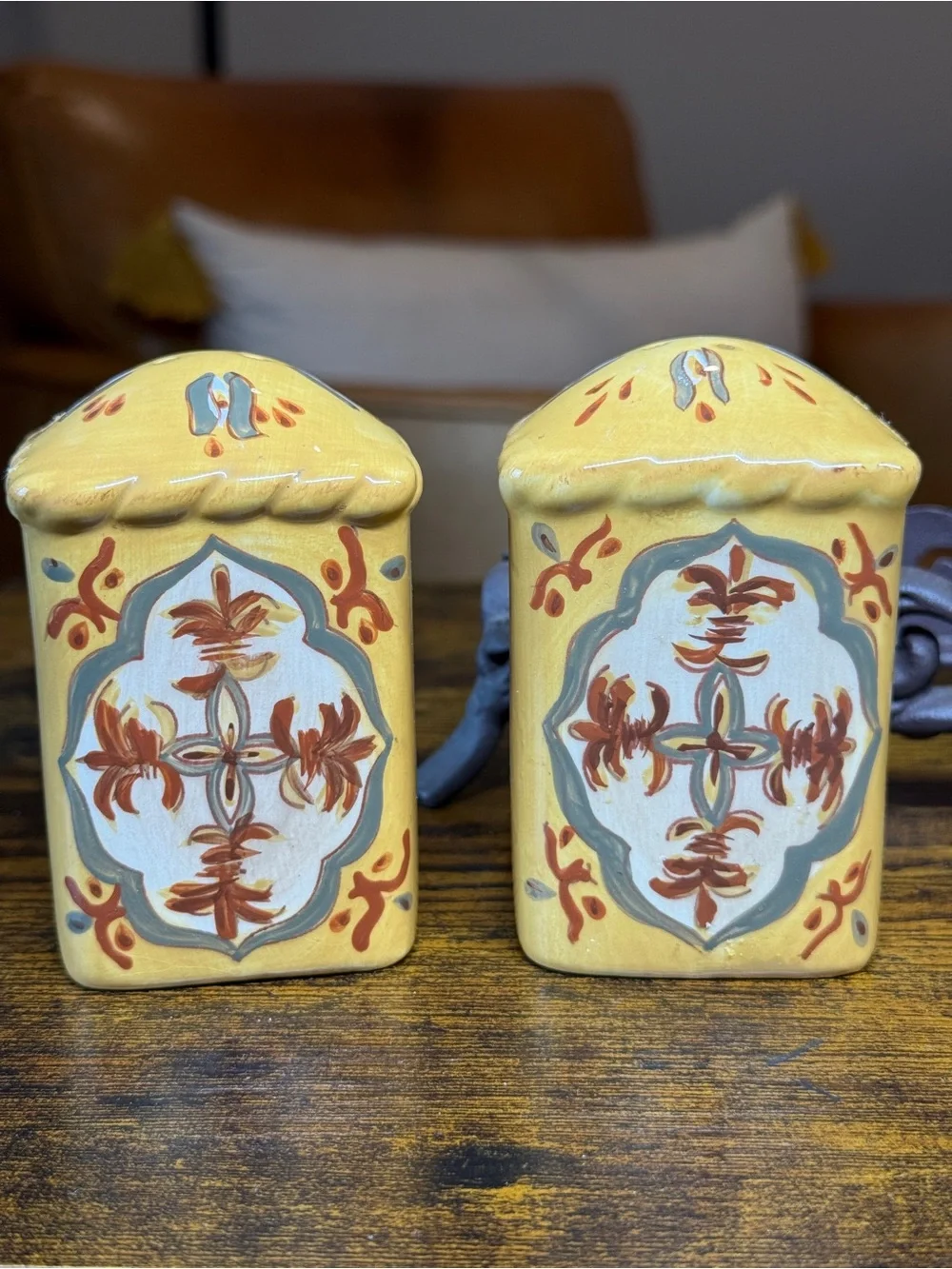 Vintage Artimino Sienna Tuscan Ceramic Salt & Pepper Shakers with Metal Stand